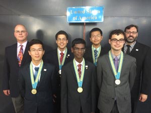2014-US-Physics-Team_medals