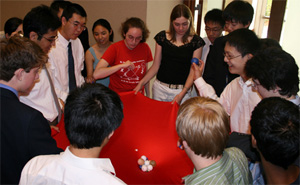 2007 U.S. Physics Team working together
